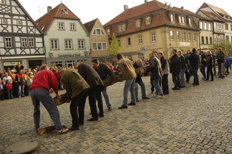 Maibaumaufstellen Gerolzhofen 006