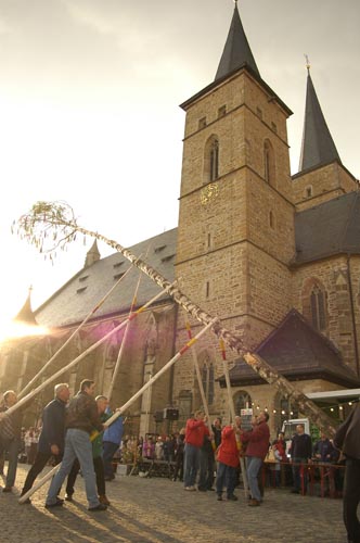 Maibaumaufstellen Gerolzhofen 040